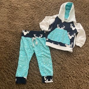 Deer/Arrow matching set